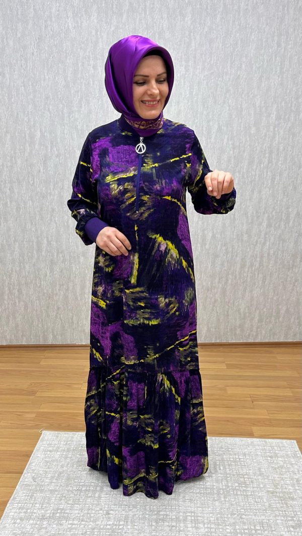 yarım fermuarlı mor desenli elbise - Görsel 5