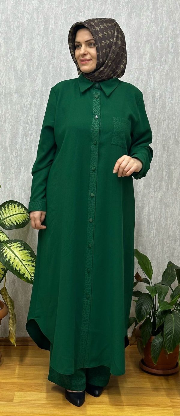 leopar detaylı zümrüt pantolonlu takım