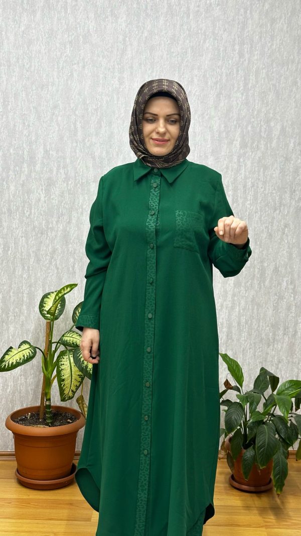 leopar detaylı zümrüt pantolonlu takım - Görsel 3