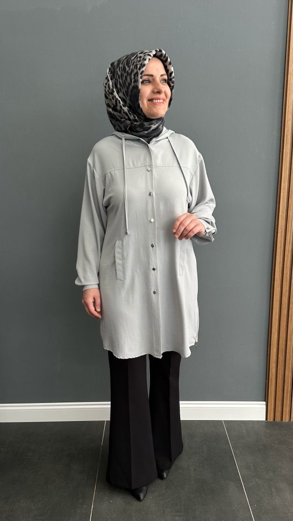Kapişonlu gri tunik