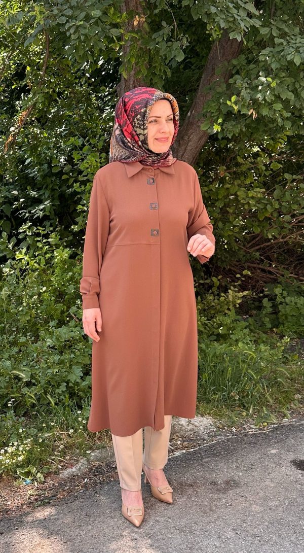 Düğme detaylı taba tunik