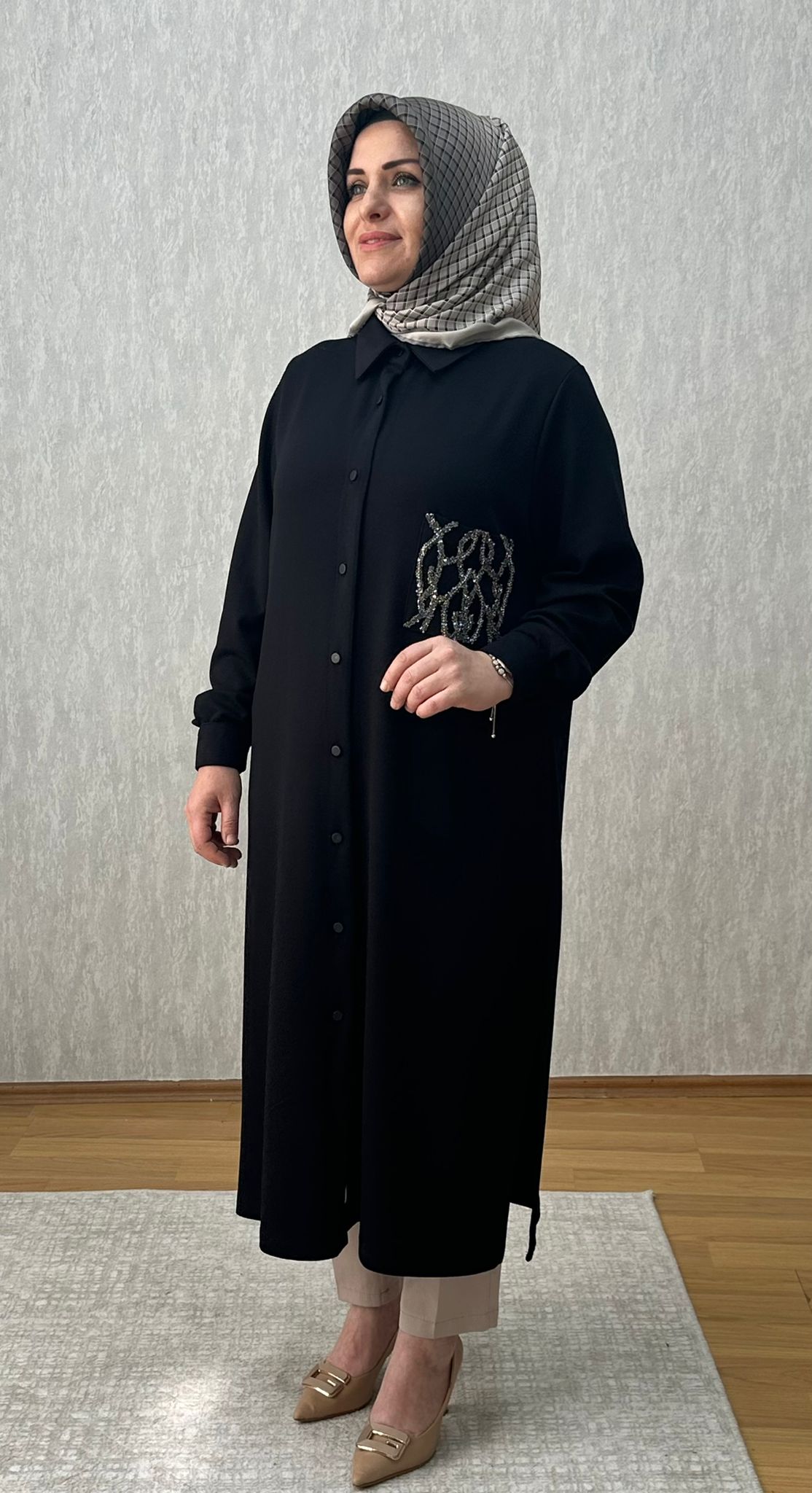 taşlı cep detaylı siyah oysho tunik - Görsel 2