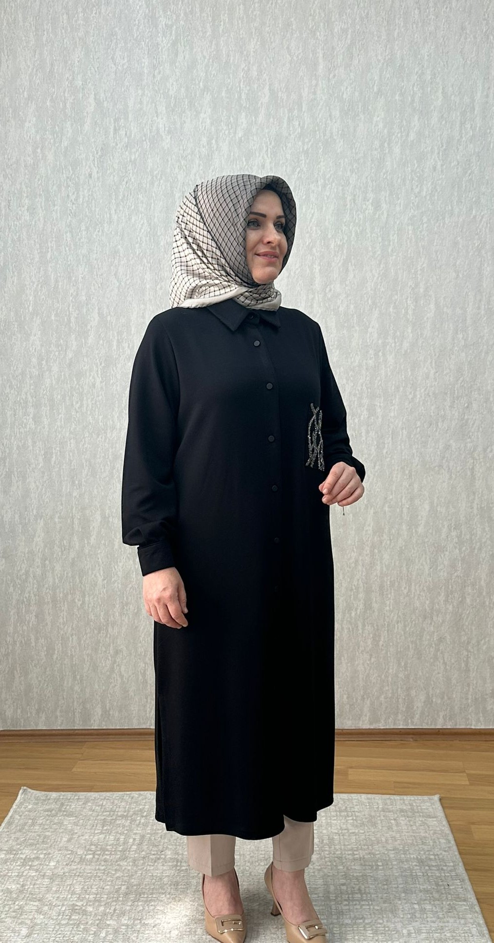 taşlı cep detaylı siyah oysho tunik - Görsel 4