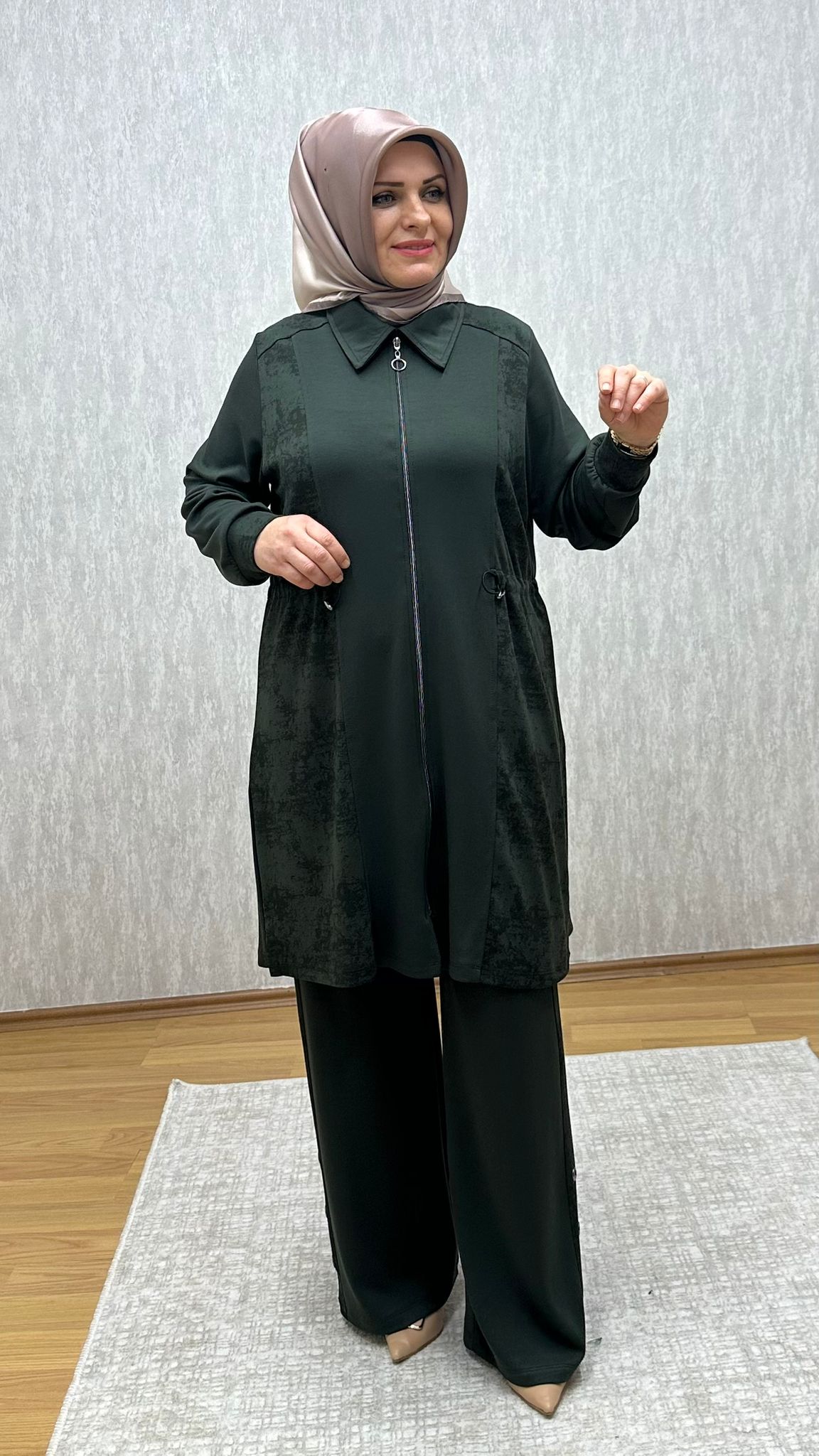 haki fermuarlı oysho takım - Görsel 4