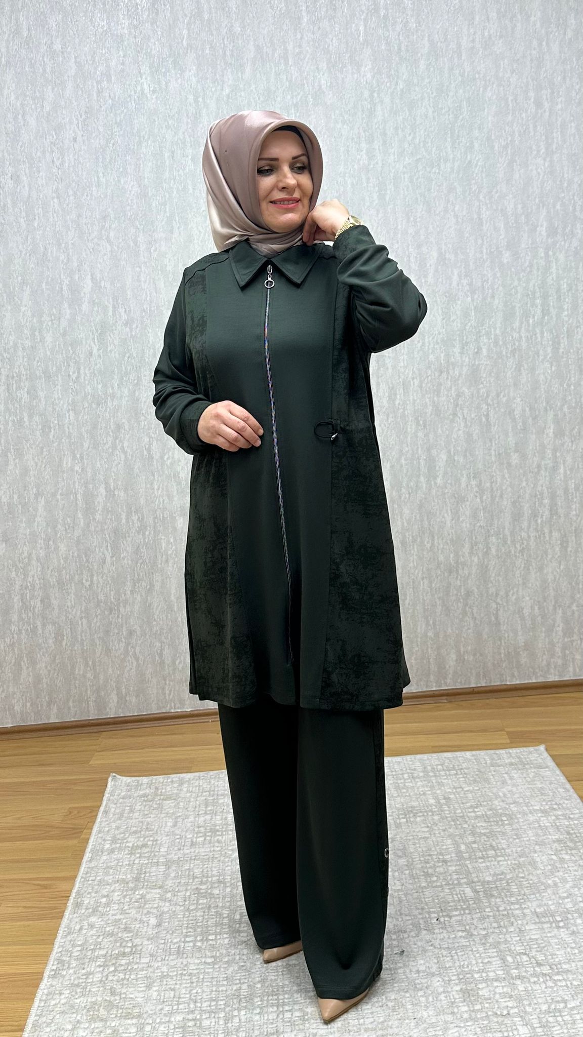 haki fermuarlı oysho takım - Görsel 5