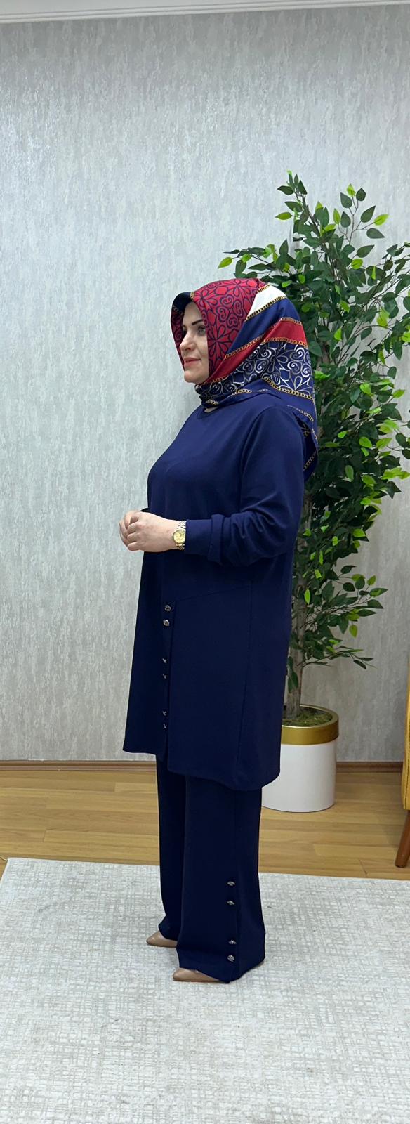 düğme detaylı lacivert oysho takım - Görsel 2