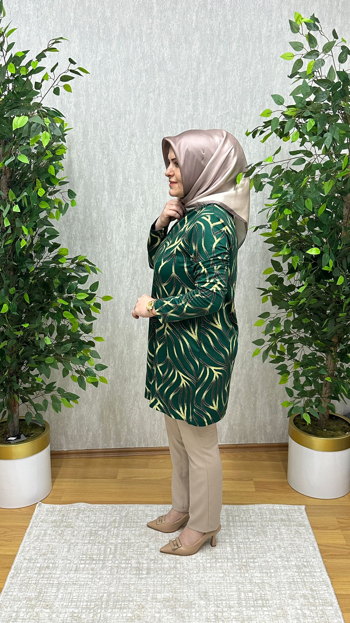 desenli zümrüt tunik - Görsel 2